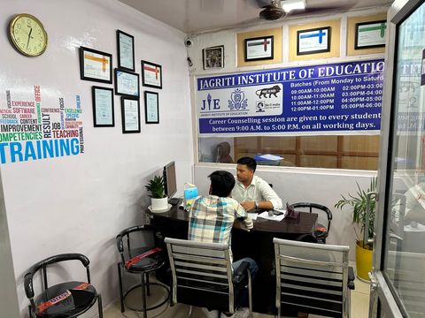 Career counselling session at the Jagriti Institute of Education centre